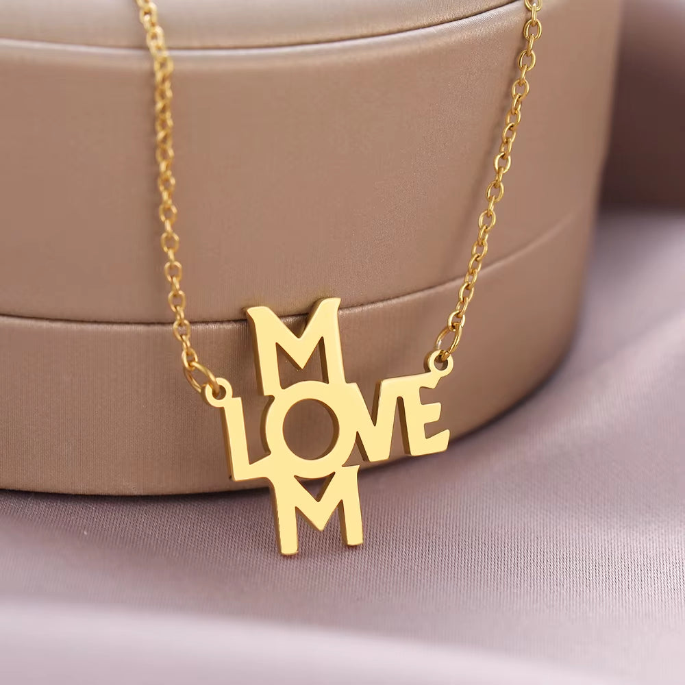 Stainless Steel Necklaces Letters LOVE MOM Pendants New Vintage Link Chain Choker Fashion Necklace for Women Jewelry Mother Gift